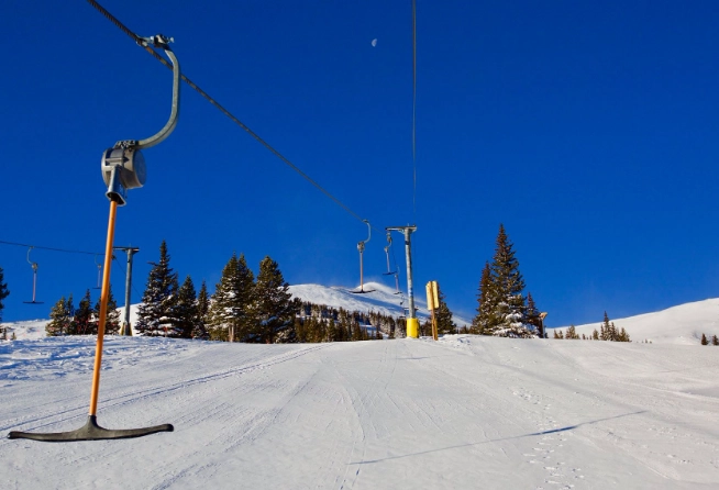 how to use T bar lift