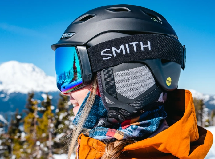 fitting kids ski helmet