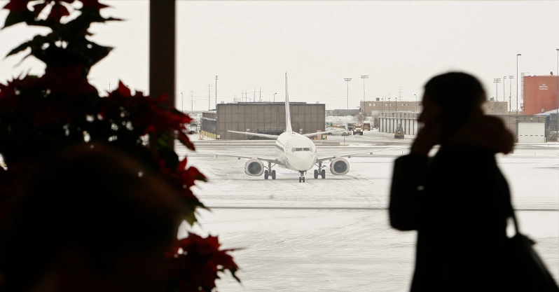 airports near ski resorts