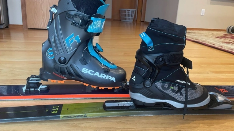 alpine vs nordic skiing