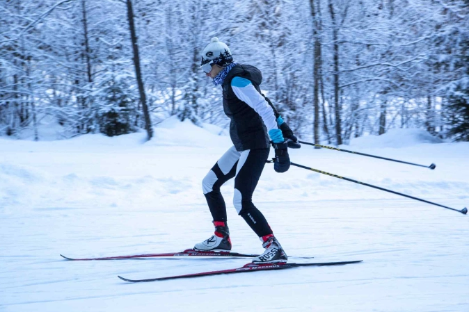 alpine vs nordic skiing