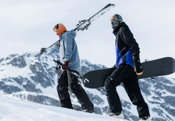 difference between ski and snowboard boots