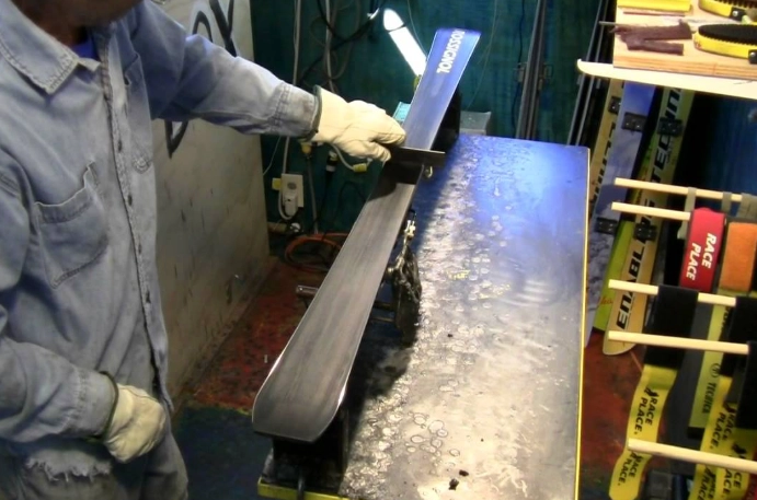 how to repair ski base