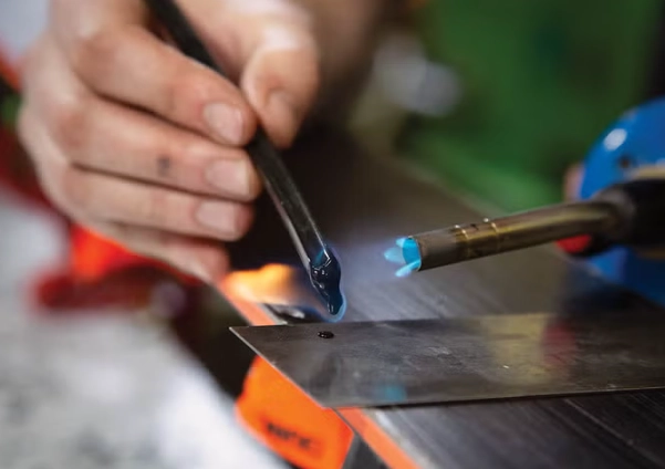how to repair ski base