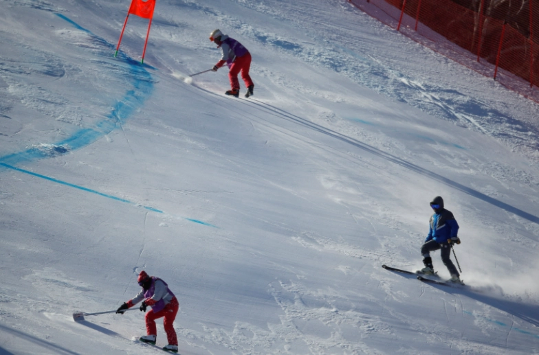 snowstorm ski resort closures