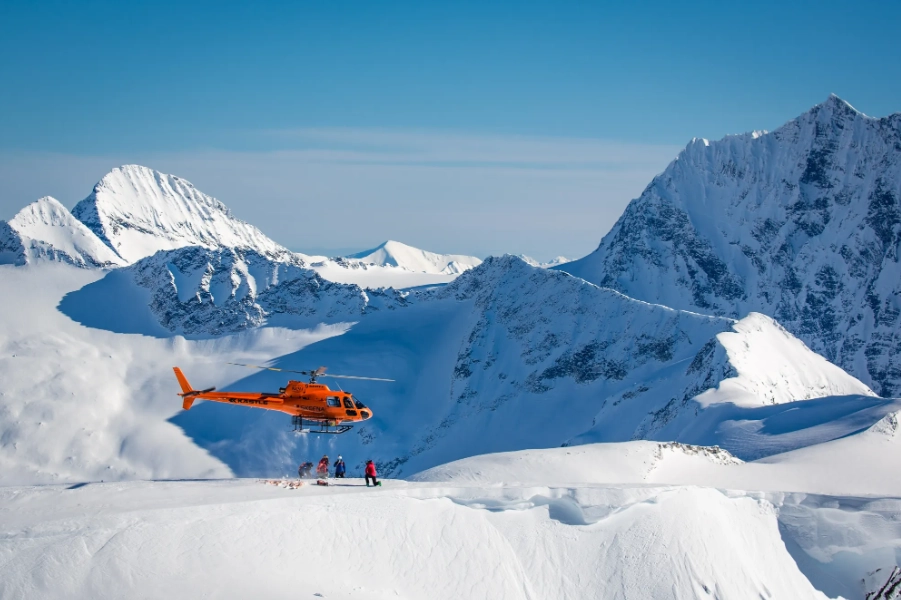 helicopter skiing
