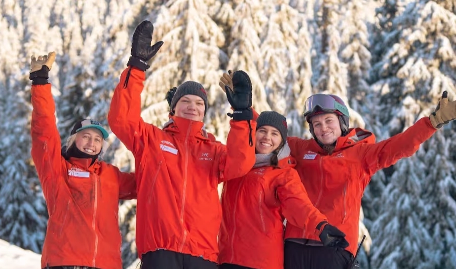 how to get a ski resort job