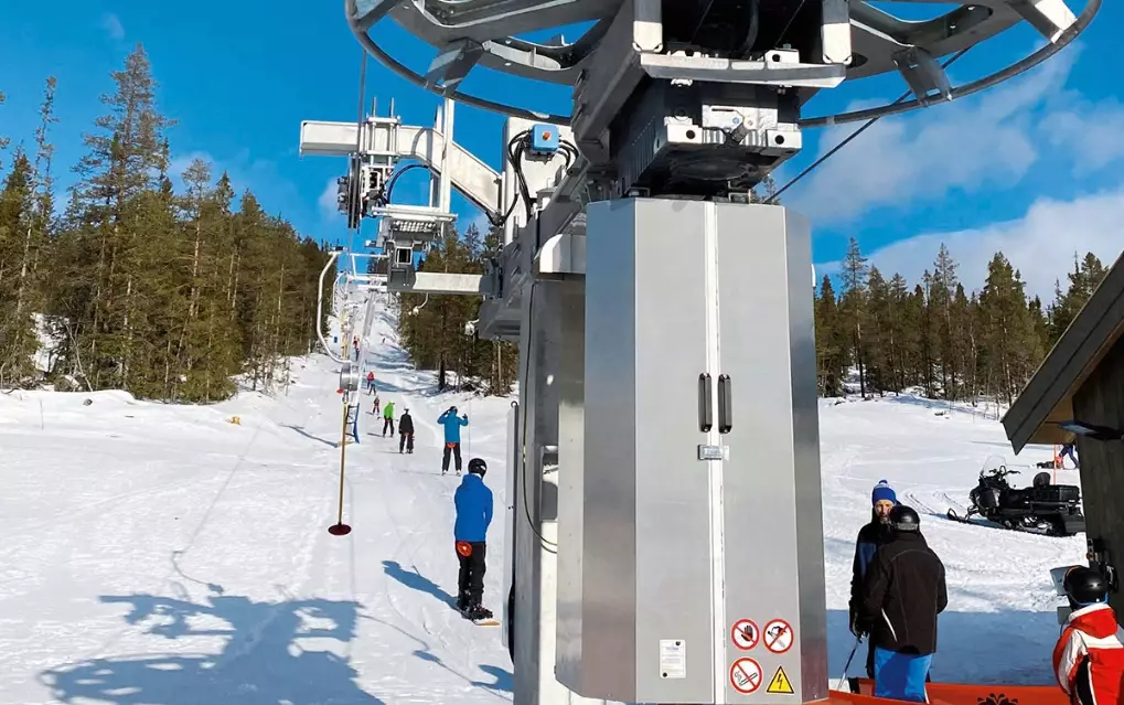 T-bar lift skiing T-bar lift skiing