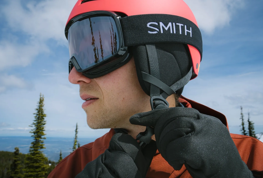 how to fit a ski helmet