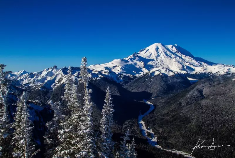 Crystal Mountain Montana skiing