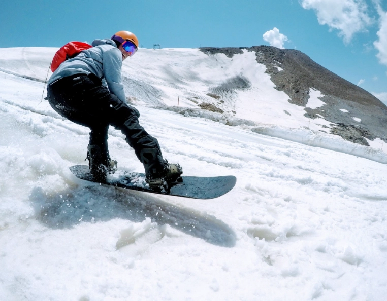 beginner snowboarding
