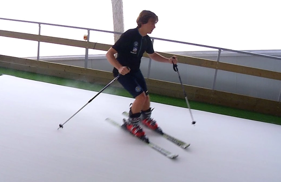 learn to ski off season